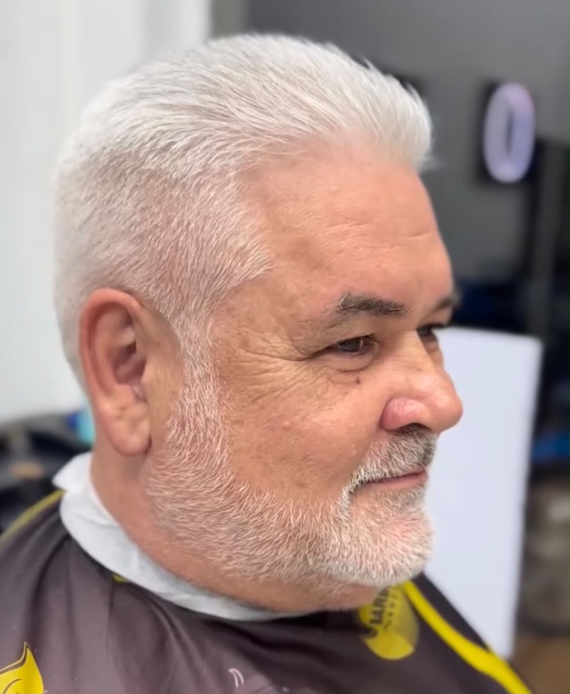 Corte clássico masculino
